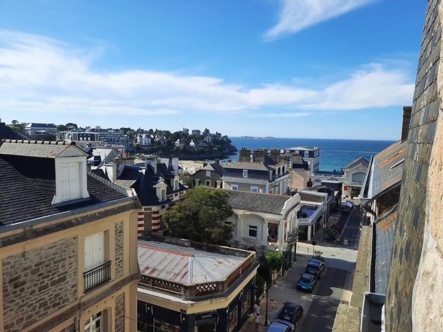 Le Jacaranda-A 2 Min De La Plage, Hyper Centre De Dinard, Vue Mer De La Fenetre Экстерьер фото